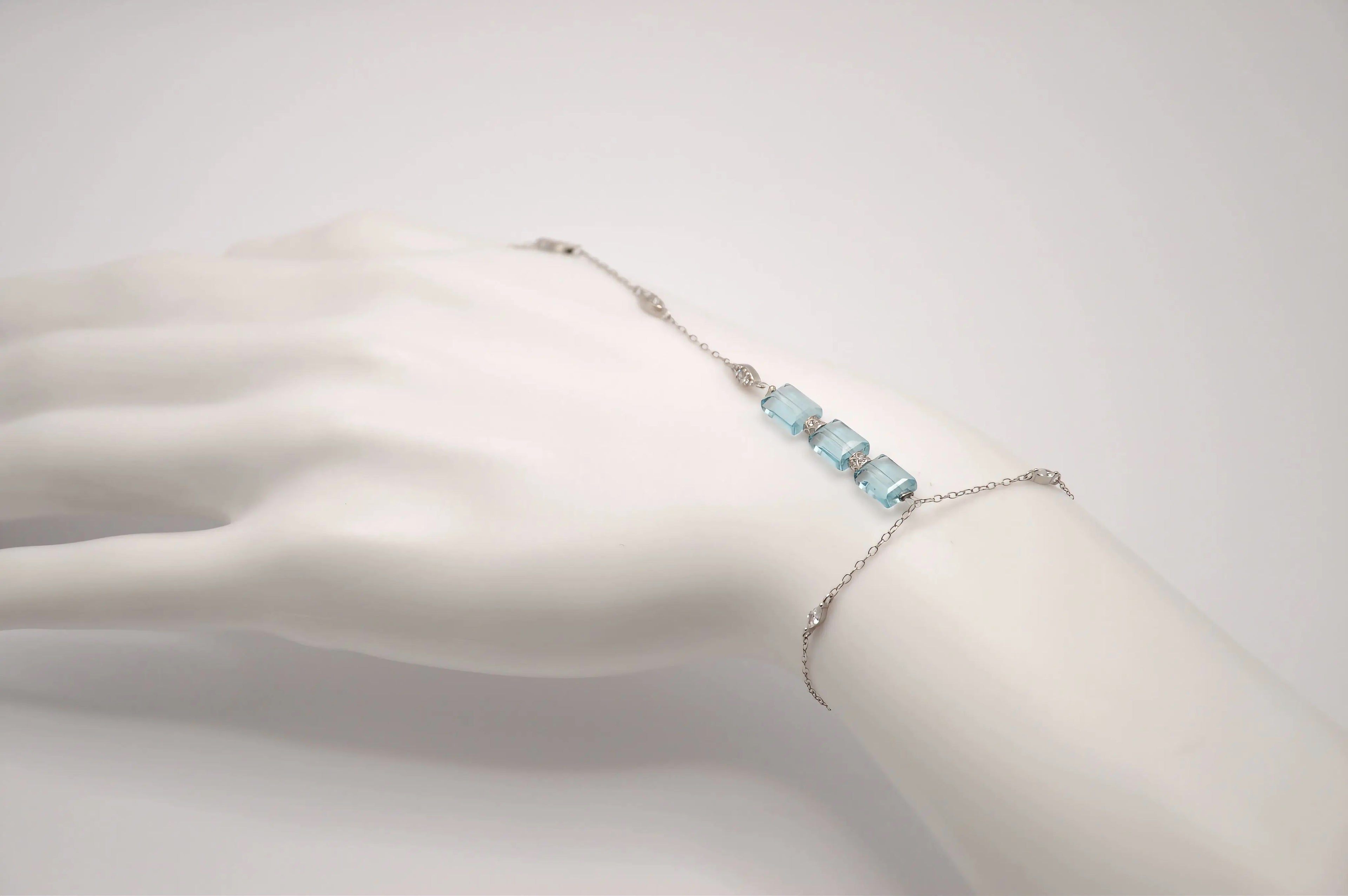 Erato Hand Chain